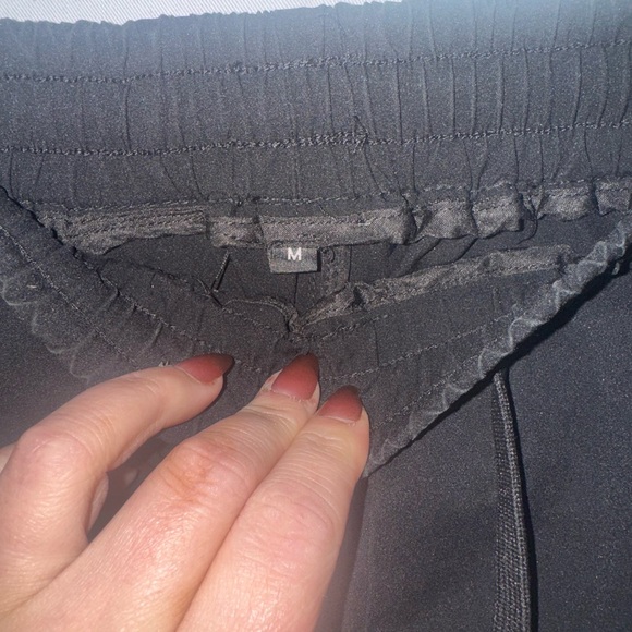 Aelfric Eden Men's Black Joggers Pants Multi-Pockets - Picture 3 of 5